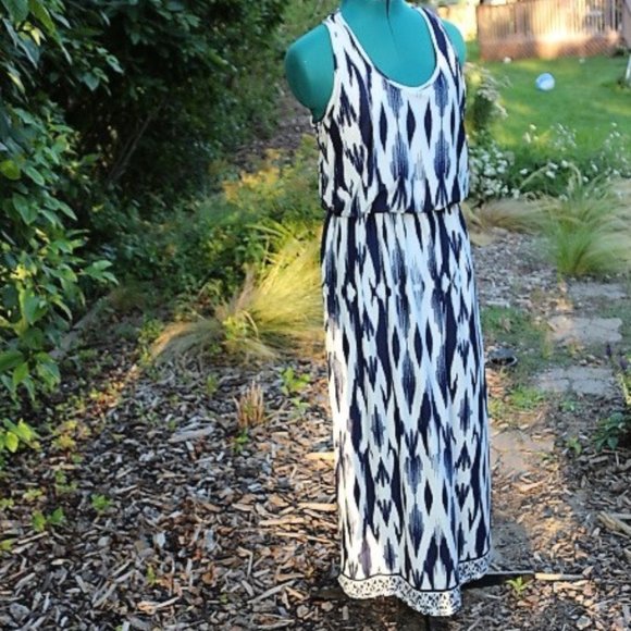 Nagic- maxi tank navy blue and white tank sleeve dress - Picture 1 of 6